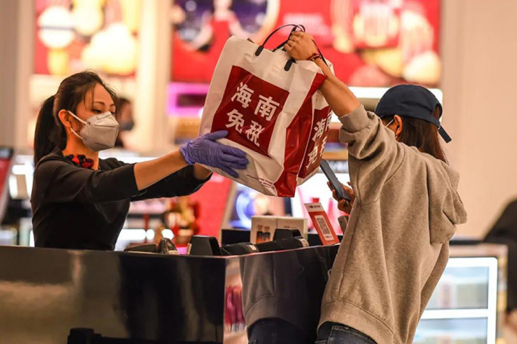 海口日月广场免税店